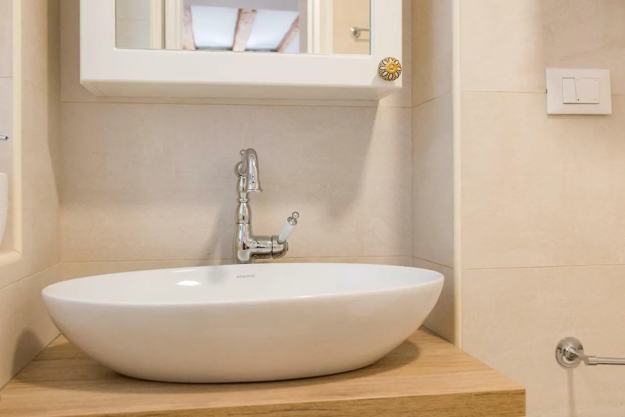 Deluxe Apartment Vera Rovinj